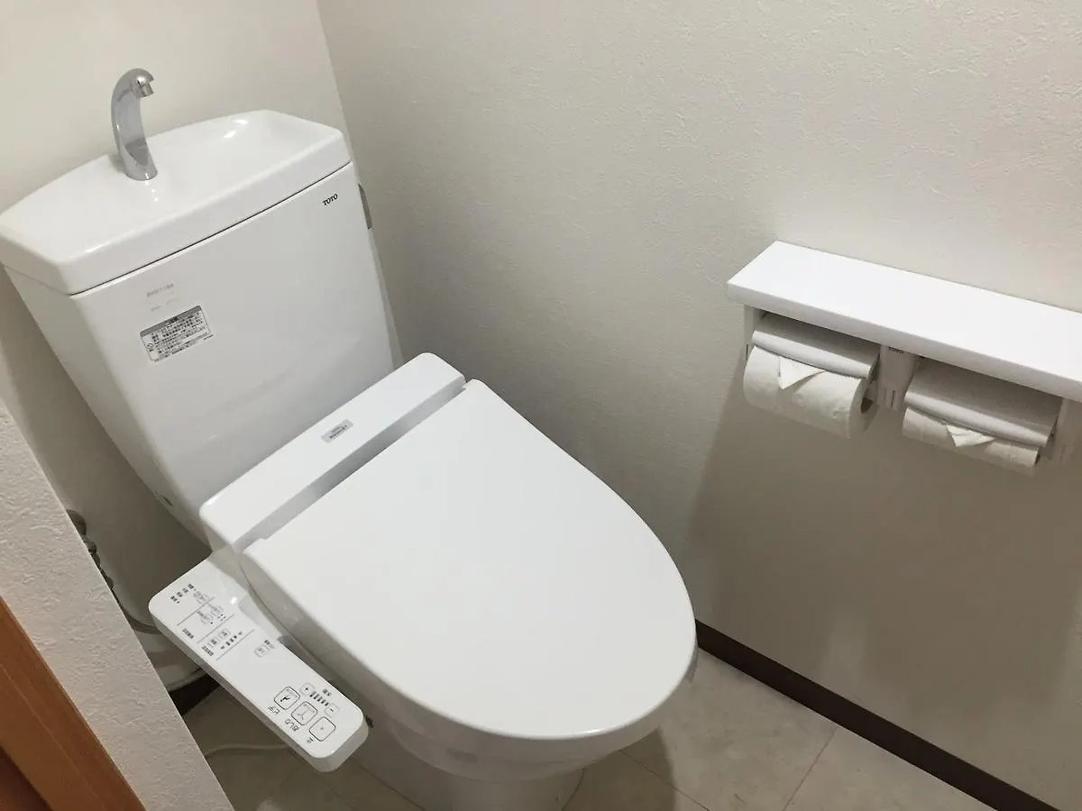 Hostel Azalea طوكيو